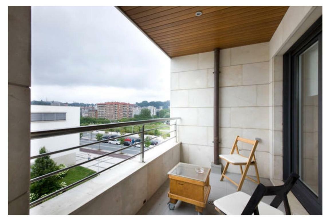 White Cozy Flat In Donostia Apartment San Sebastian Exterior photo